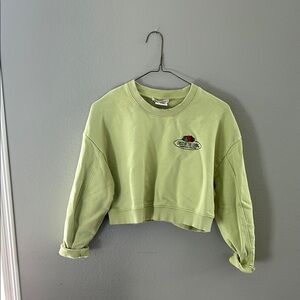 Green Cuffed Sleeve Cropped Sweatshirt with Boxy Style